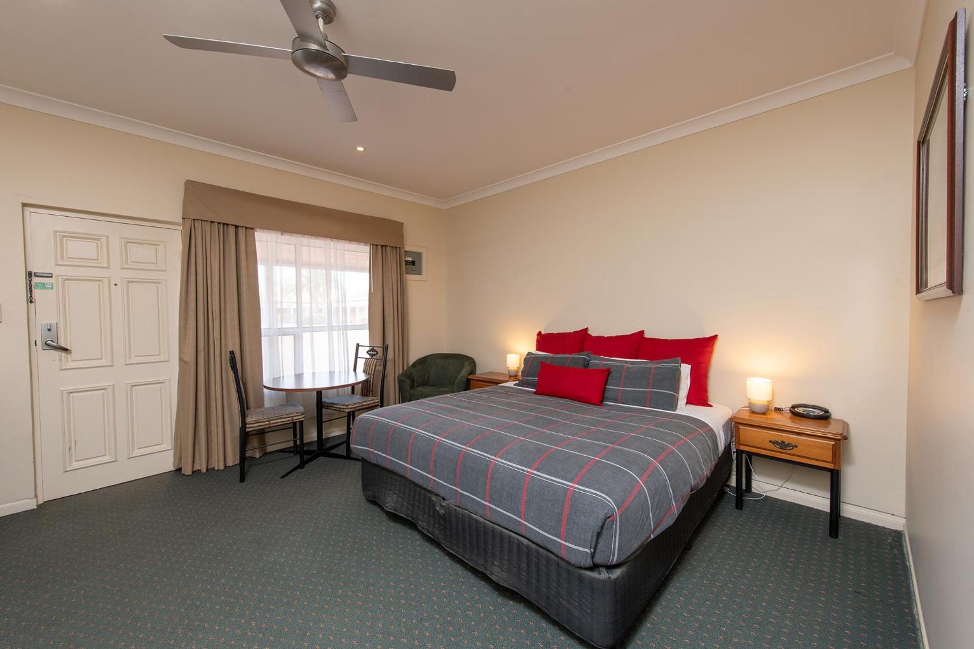 Breakfree 3* Port Pirie
